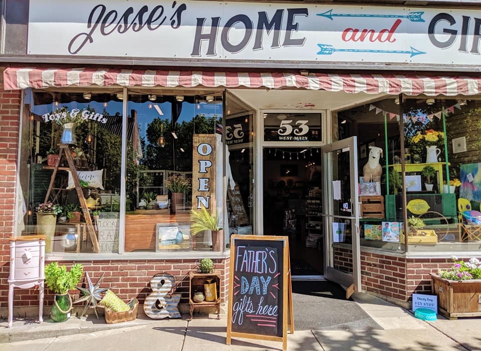 Entrance of Jesse's Home and Gifts