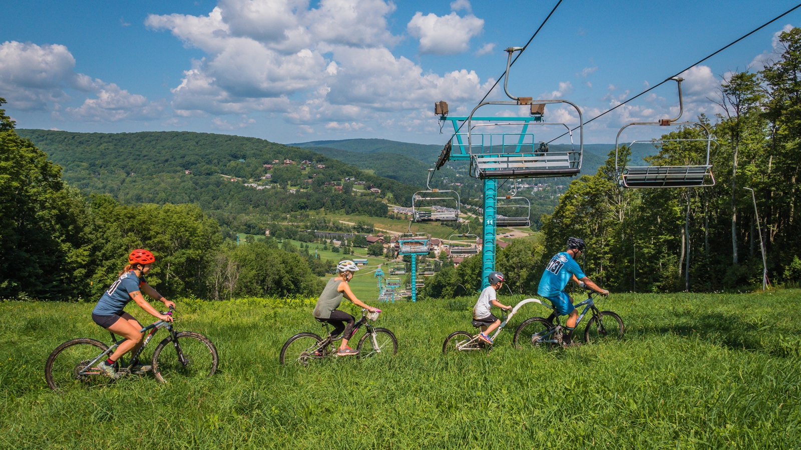 Family biking at Holiday Valley