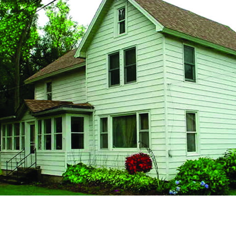 Outside view of Willow Creek Cottage