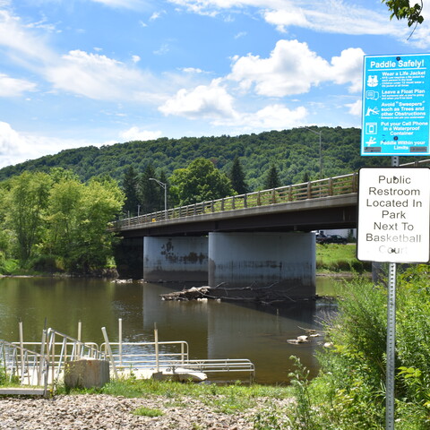 Kayak launch in Allegany 