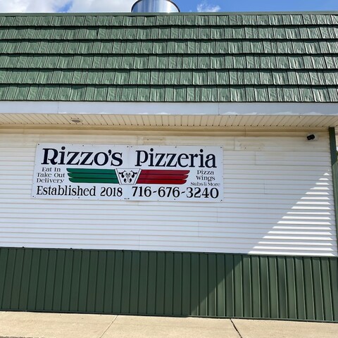 Rizzo's sign on the building