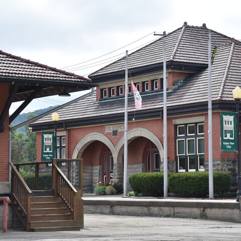 Salamanca Rail Museum, Side View